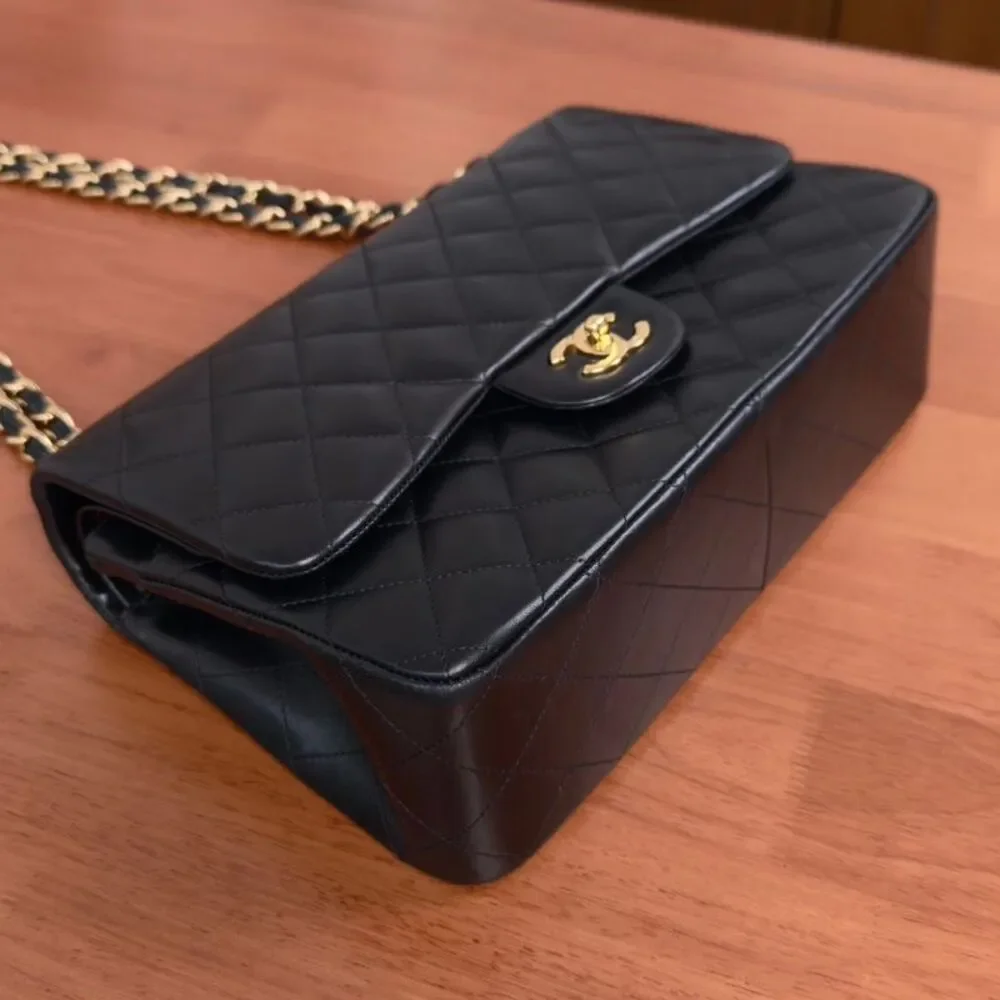 Chanel Women Pre-Loved Bag Very Good Condition